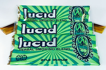 lucid smoking blend review